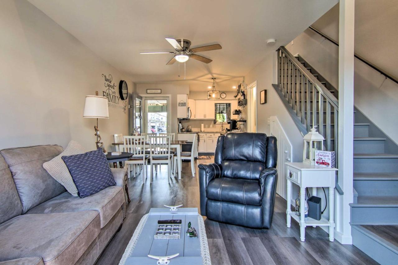 Airy Ocean City Condo On Canal Front With Deck! Exteriér fotografie